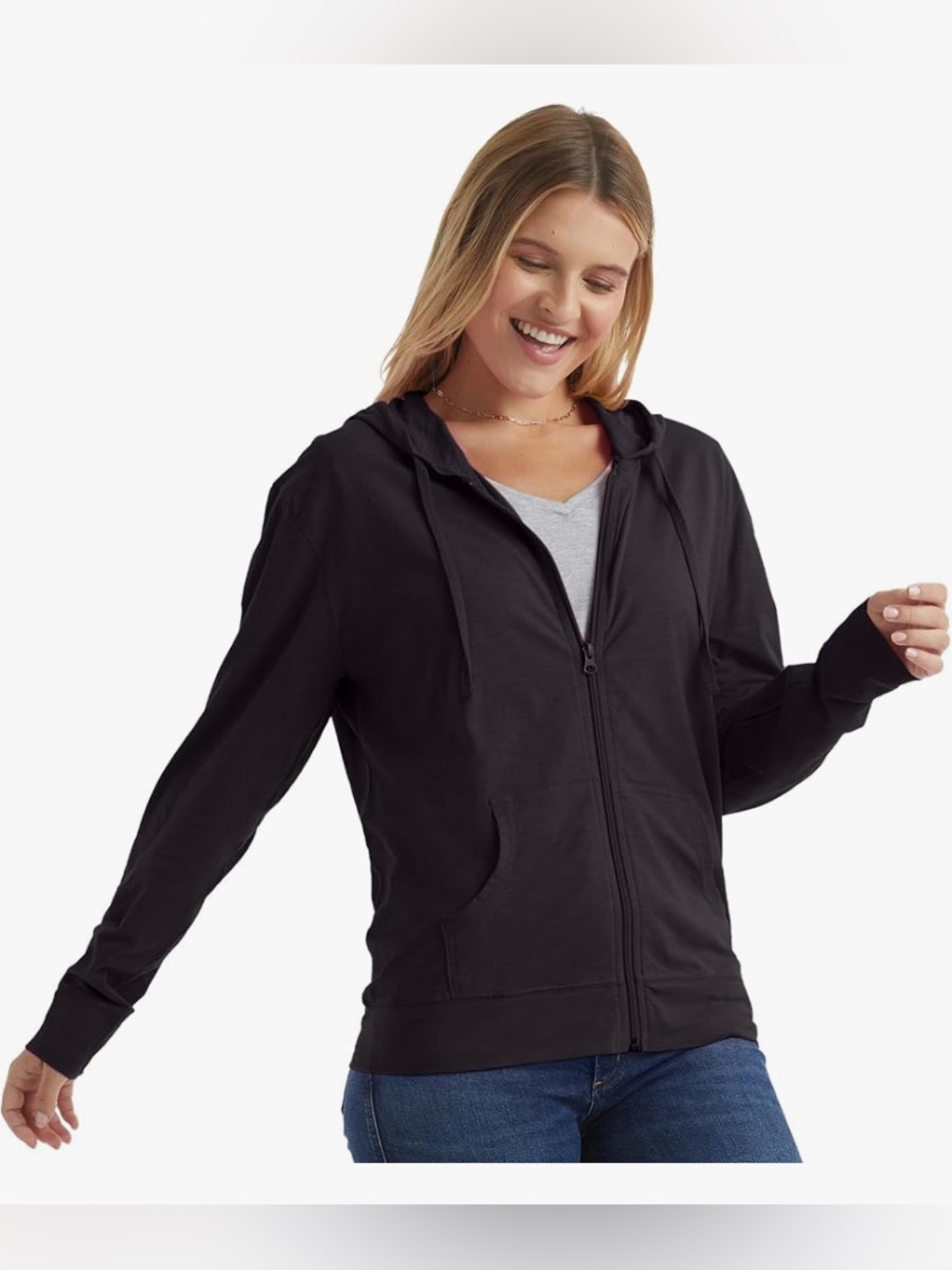 Hane’s Black Zip-Up Hoodie Jacket